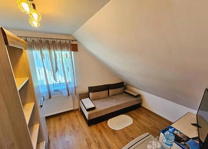 Konwaliowa Przystan Jarosławiec